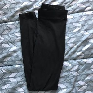 VS Pink leggings ( 2 pairs)